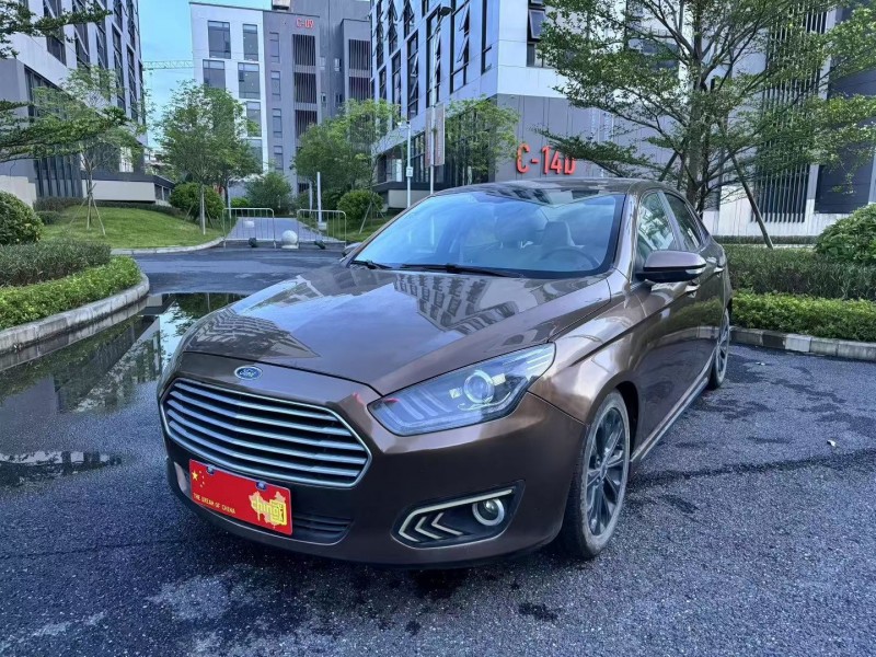 广州17年福特福睿斯2