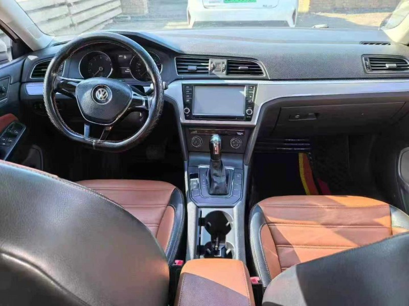 保定16年大众凌渡4