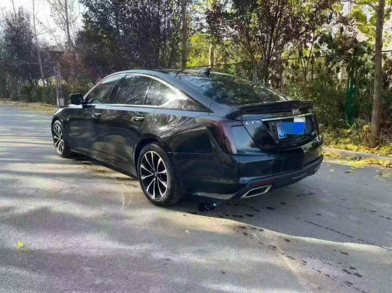 济宁21年凯迪拉克CT58