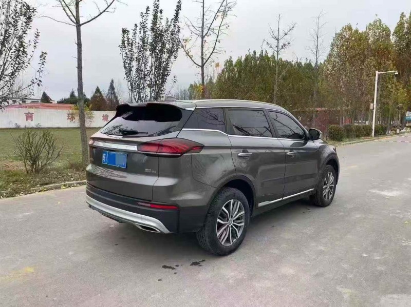 枣庄21年吉利博越8