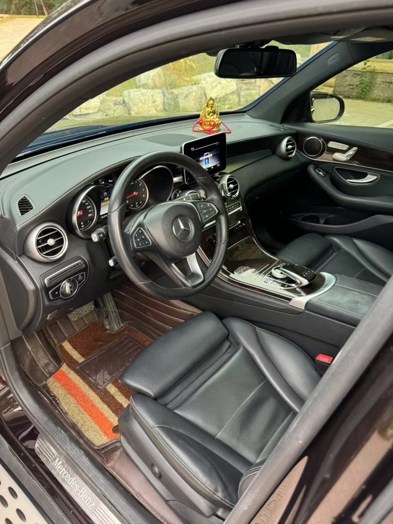 邢台19年奔驰GLC4