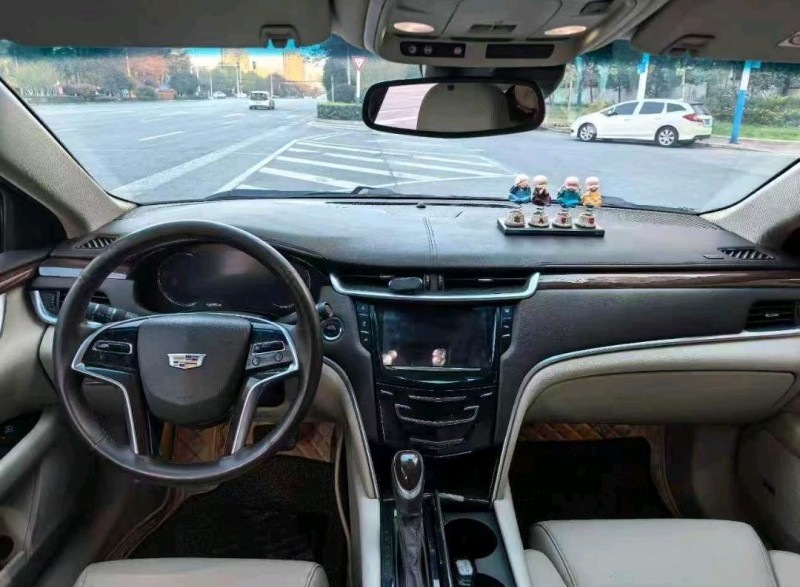 阜阳17年凯迪拉克XTS8