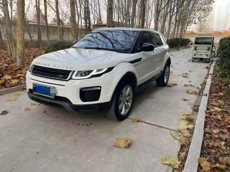 枣庄17年路虎极光3