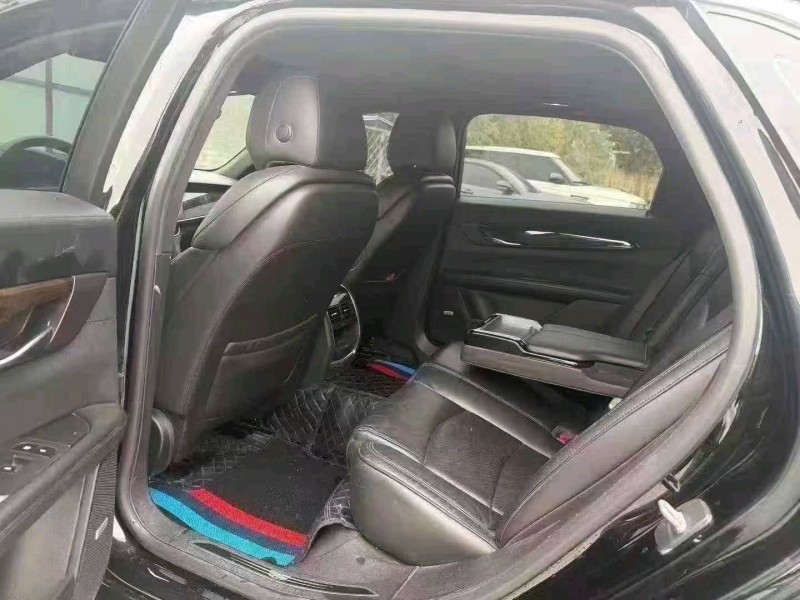 青岛20年凯迪拉克CT67