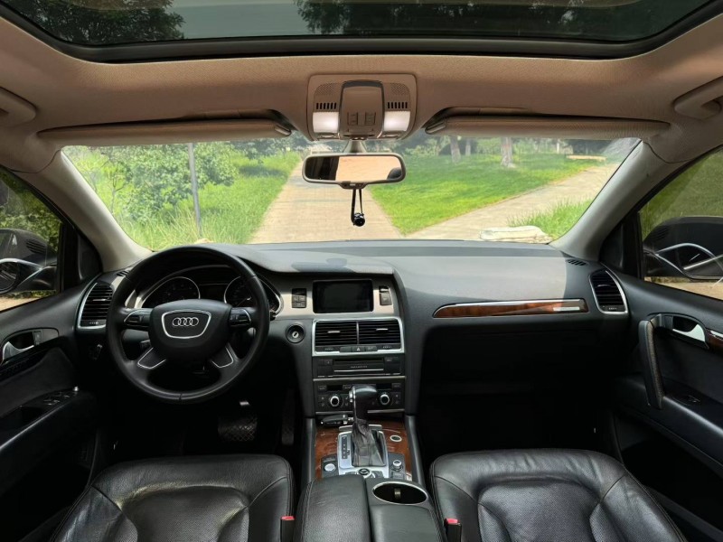 邢台12年奥迪Q75