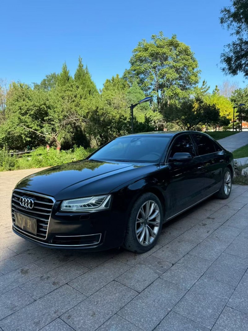 邢台16年奥迪A8L2