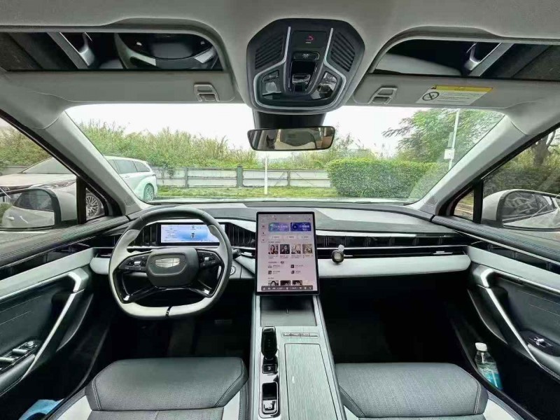 广州24年吉利博越4