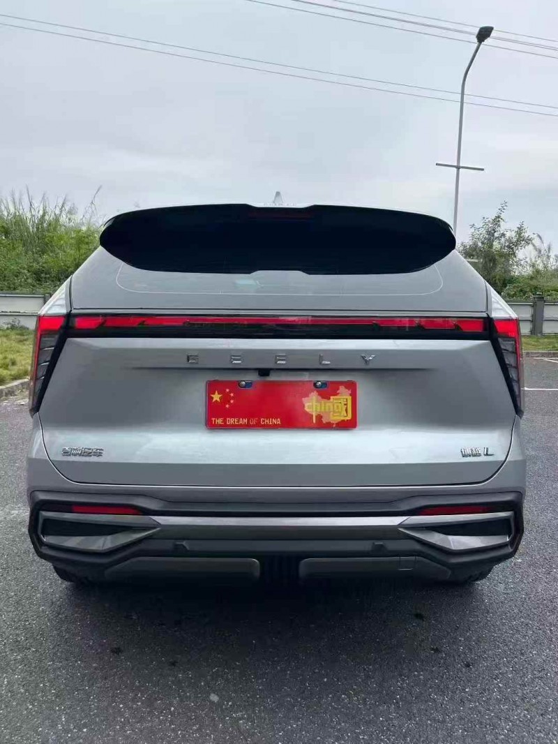 广州24年吉利博越8