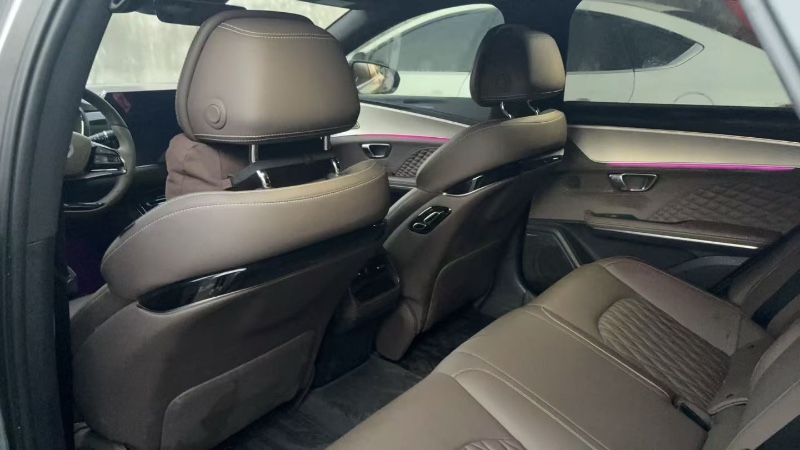 青岛24年比亚迪汉2