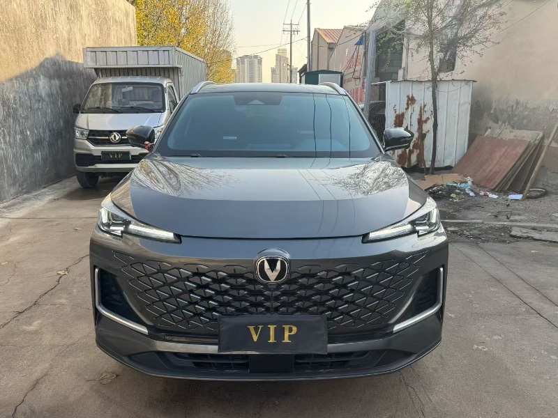 青岛24年长安汽车CS551