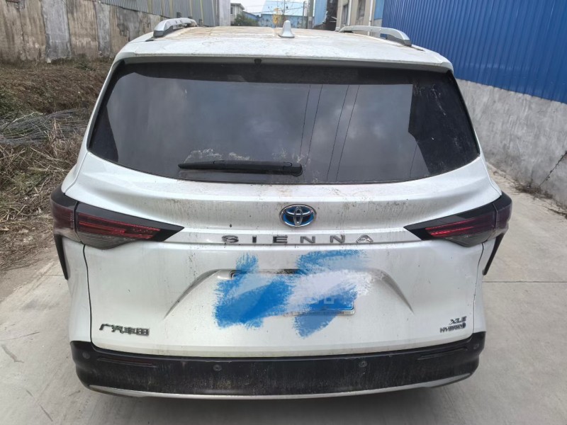 潍坊23年丰田塞纳9