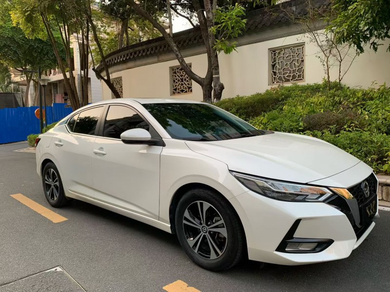 深圳21年日产轩逸2