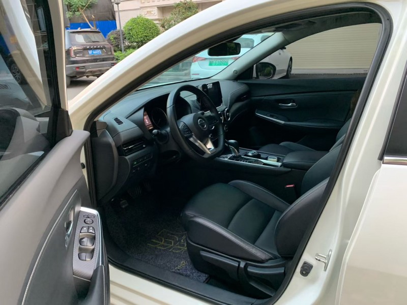 深圳21年日产轩逸8