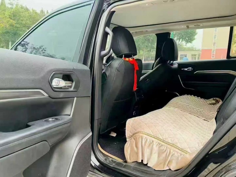 重庆18年Jeep指挥官4