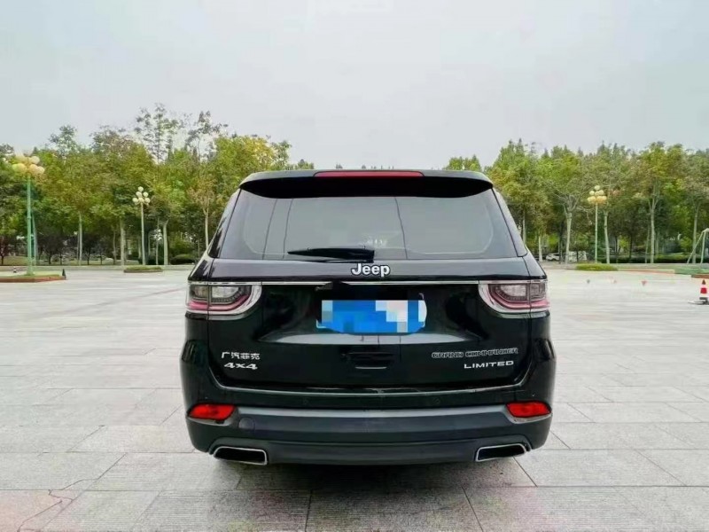 重庆18年Jeep指挥官9