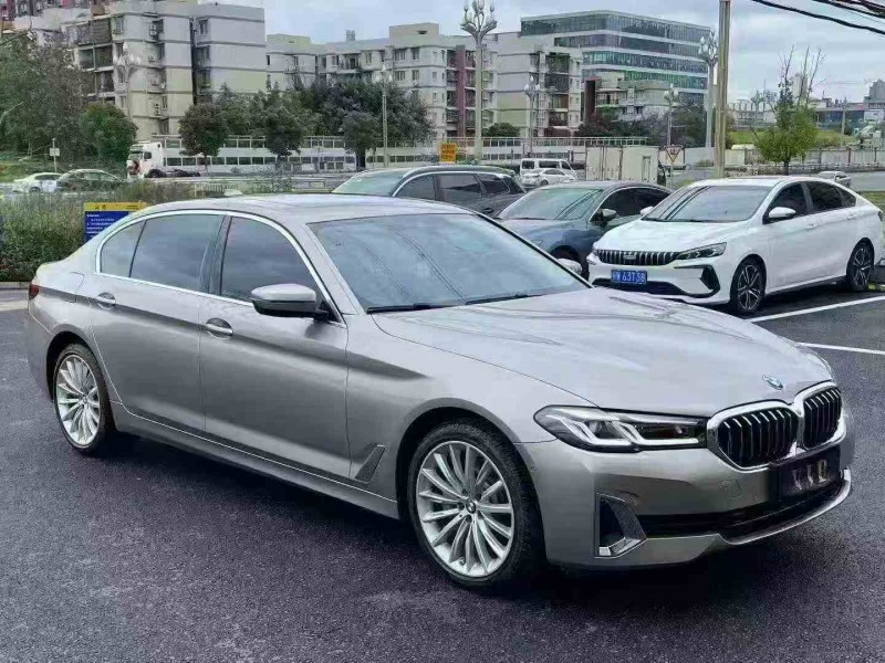 重庆21年宝马5系3