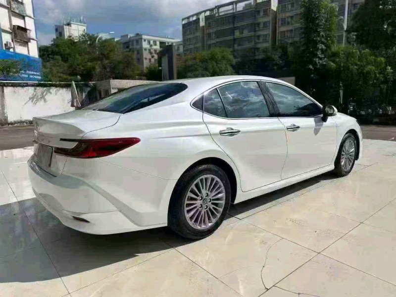 深圳25年丰田凯美瑞8