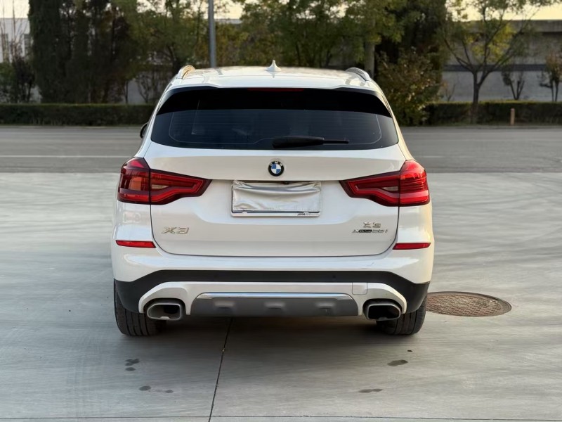 徐州19年宝马X36