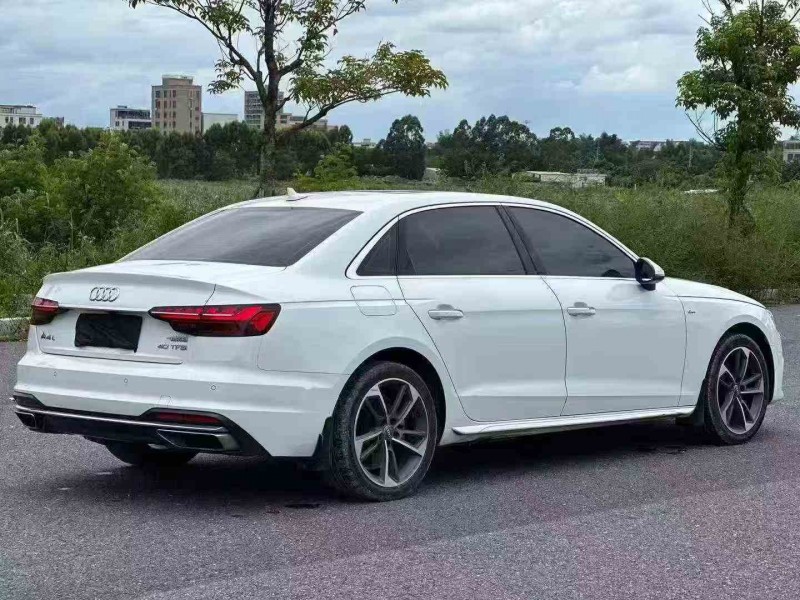 珠海21年奥迪A4L8