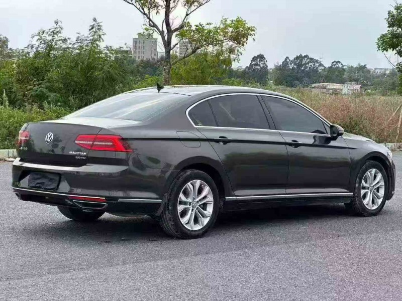 珠海19年大众迈腾8