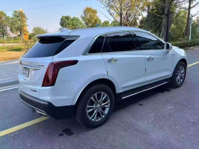 新余20年凯迪拉克XT57