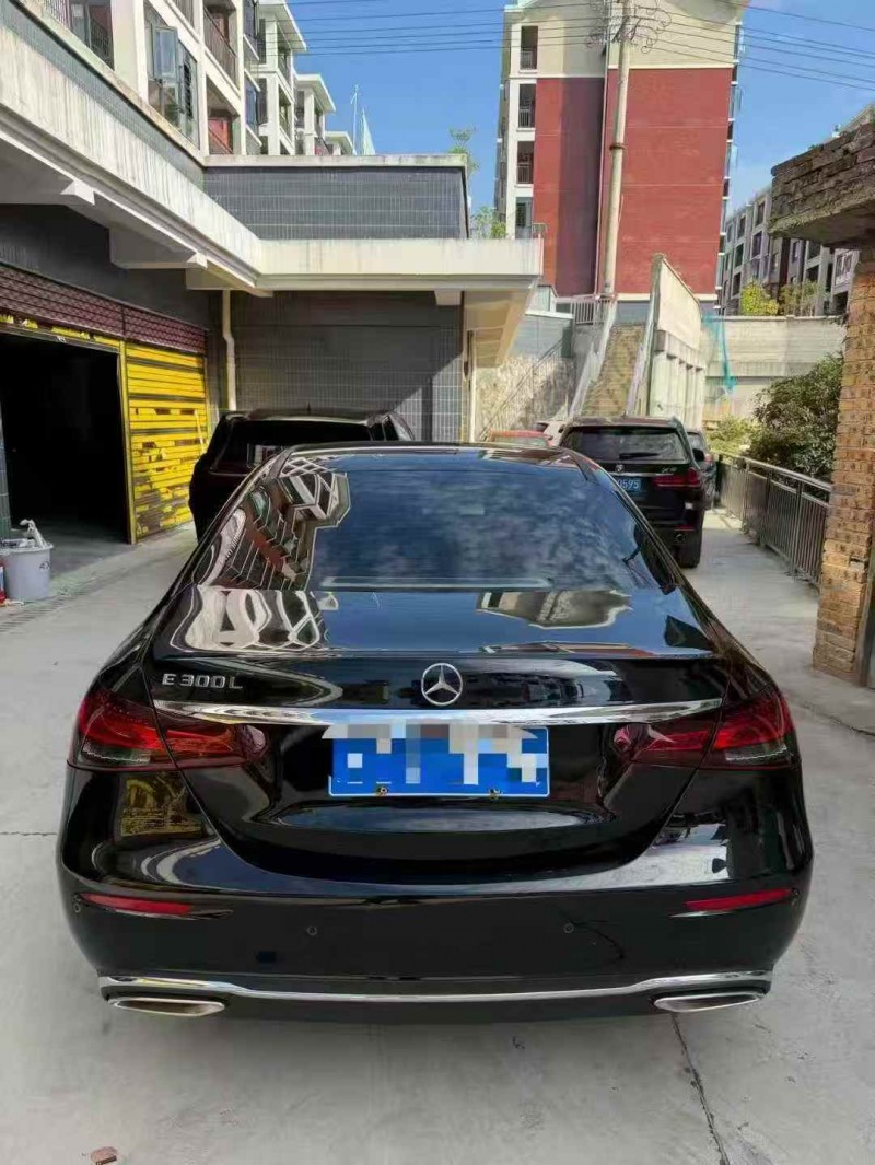 梧州21年奔驰E9
