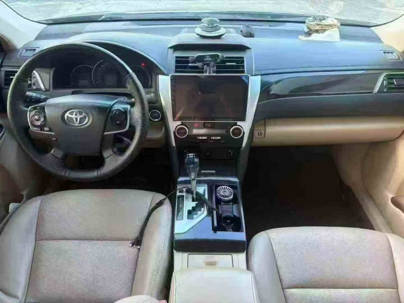 江门13年丰田凯美瑞5