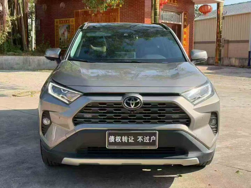 深圳23年丰田RAV4荣放1