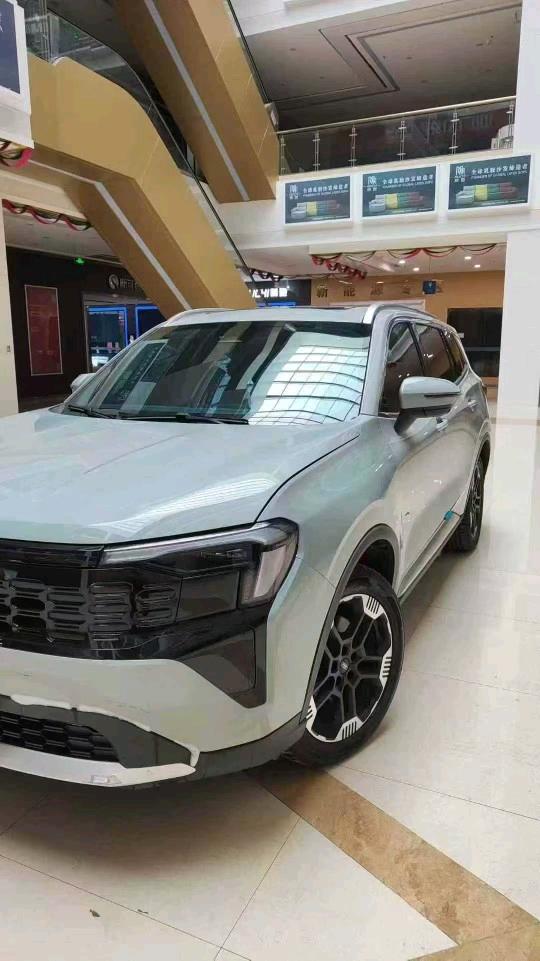 淮北25年福特领睿2