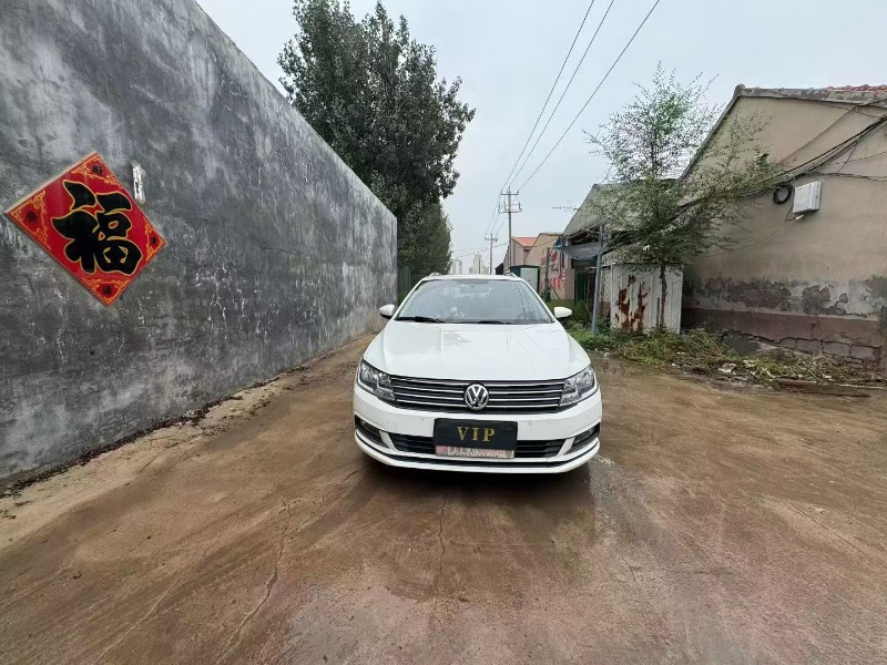 青岛18年大众朗行1