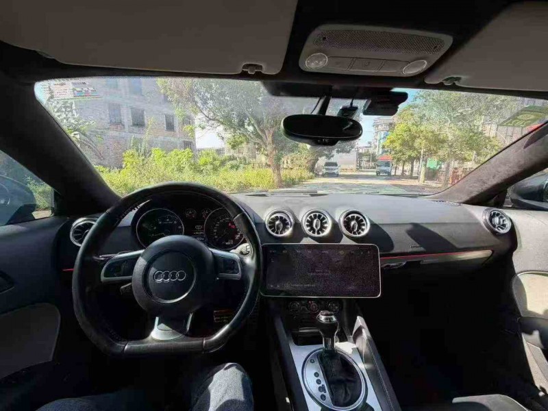 江门09年奥迪TT4