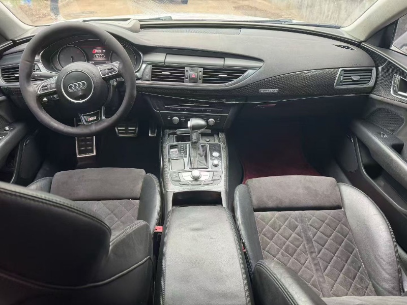 青岛13年奥迪S78