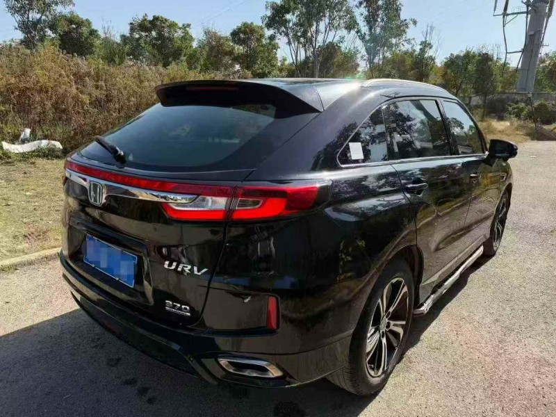 宜昌18年本田URV9