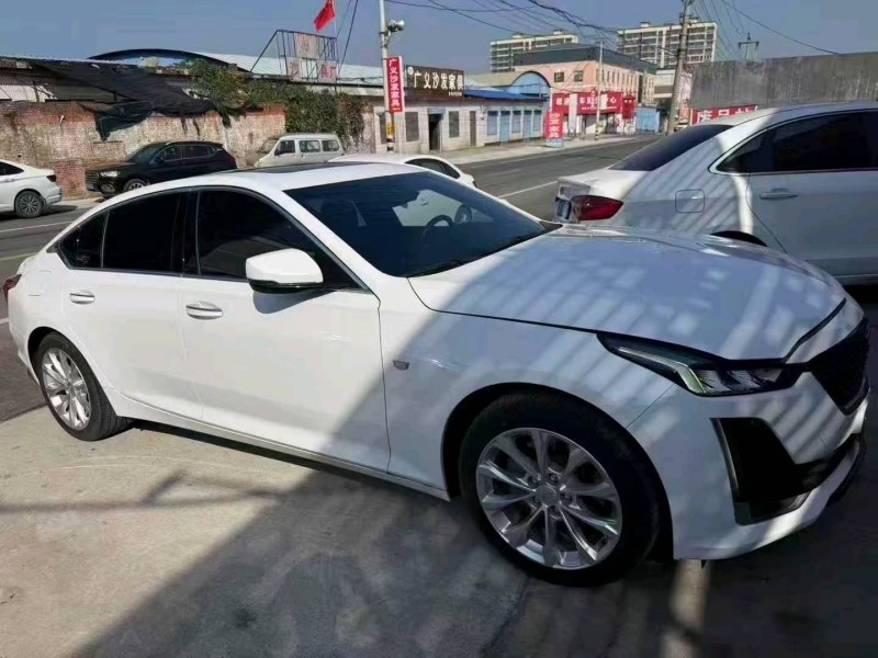 濮阳21年凯迪拉克CT52