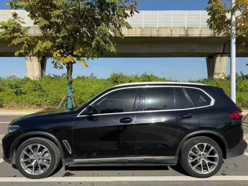 黄冈21年宝马X58