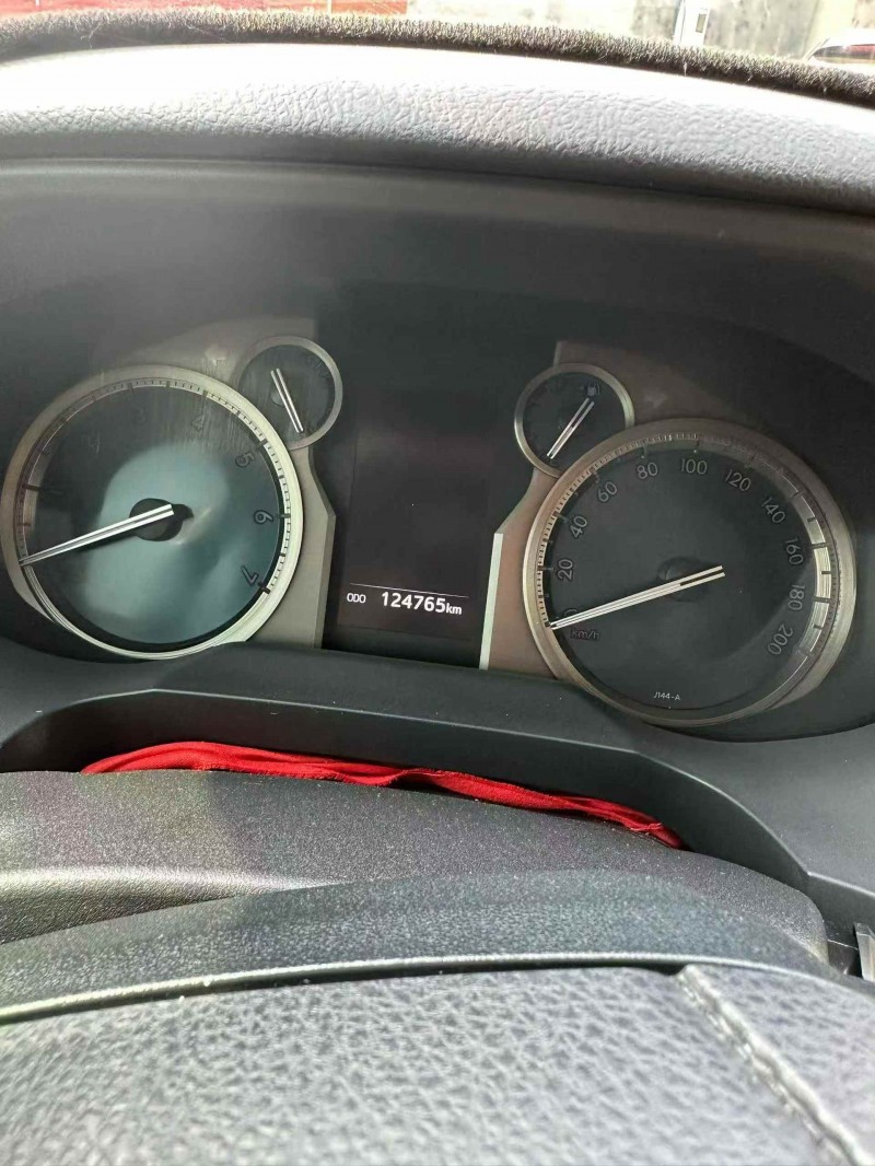 济宁20年丰田普拉多4