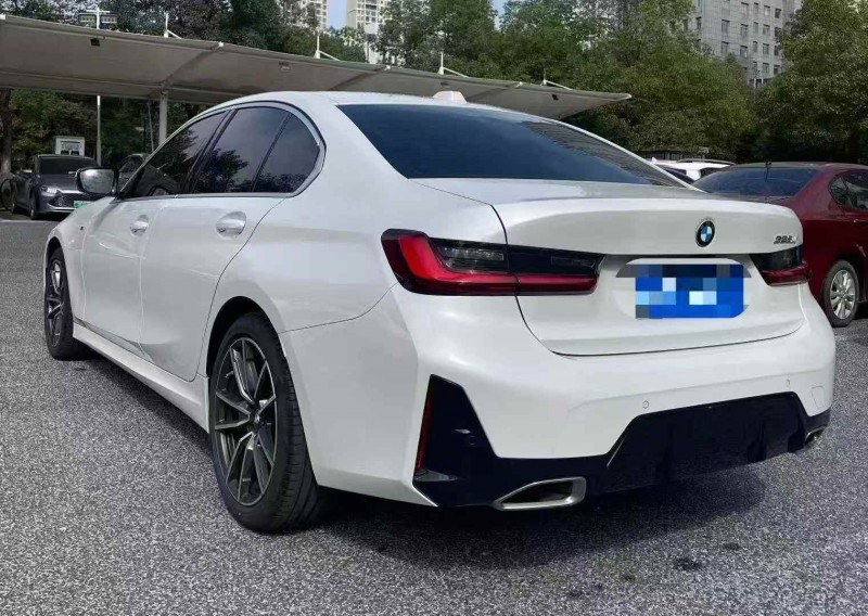 湘潭24年宝马3系9