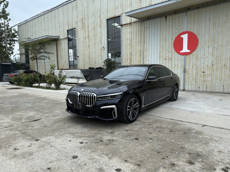 徐州17年宝马7系2