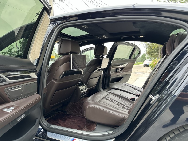 徐州17年宝马7系6