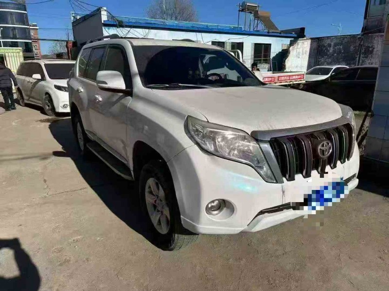 邯郸11年丰田普拉多2