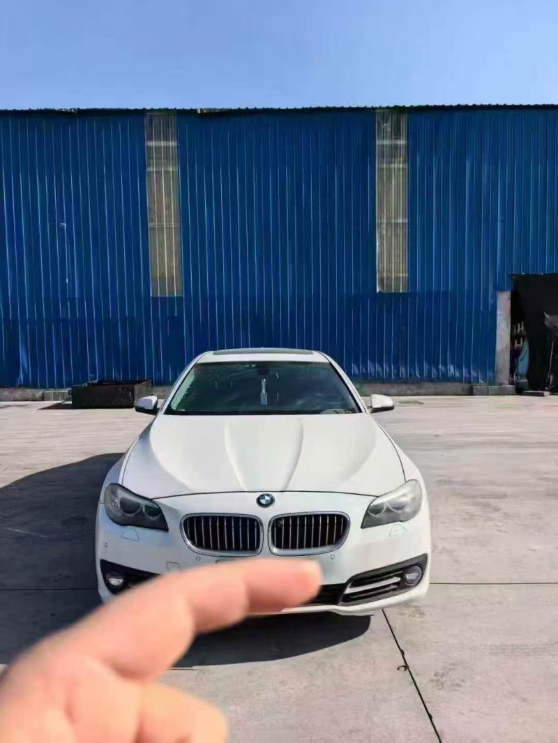 青岛16年宝马5系1