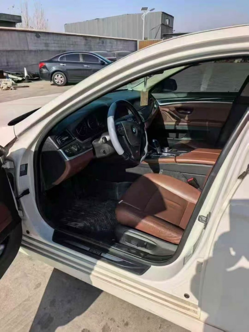 青岛16年宝马5系4