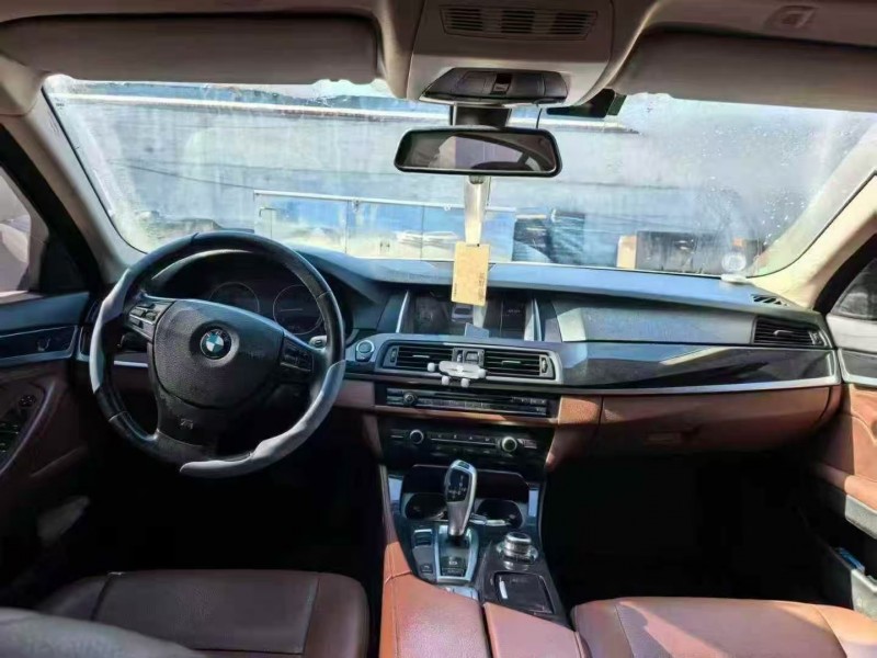 青岛16年宝马5系5