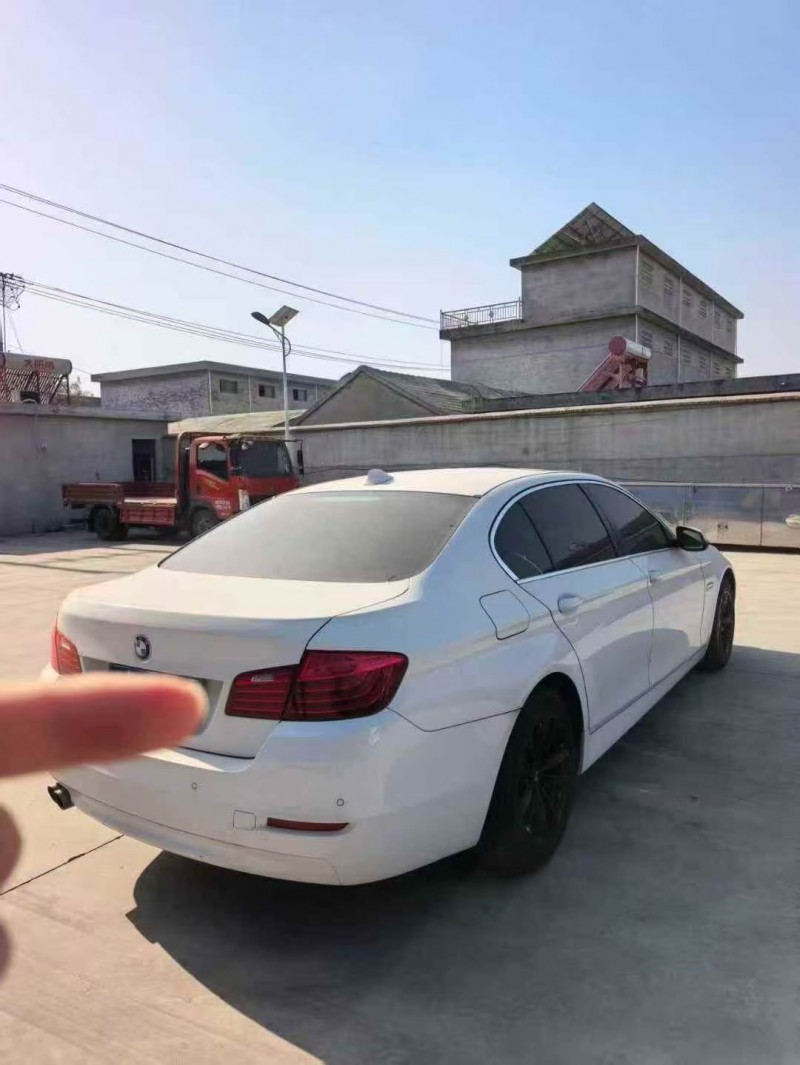 青岛16年宝马5系8