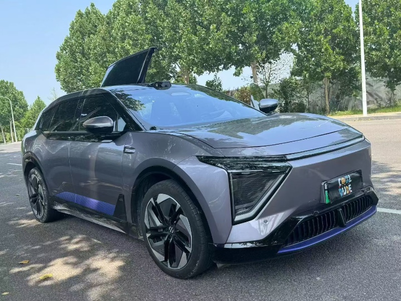 青岛24年高合汽车HiPhi Y4