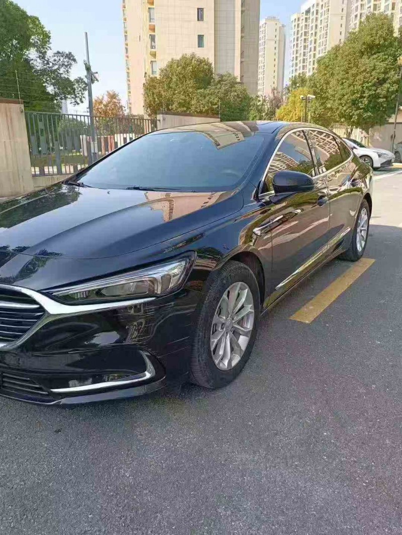 南通21年别克君越2