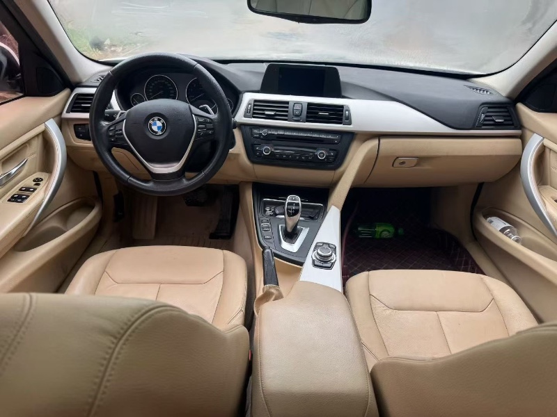 青岛17年宝马3系2