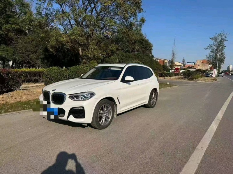 重庆18年宝马X32