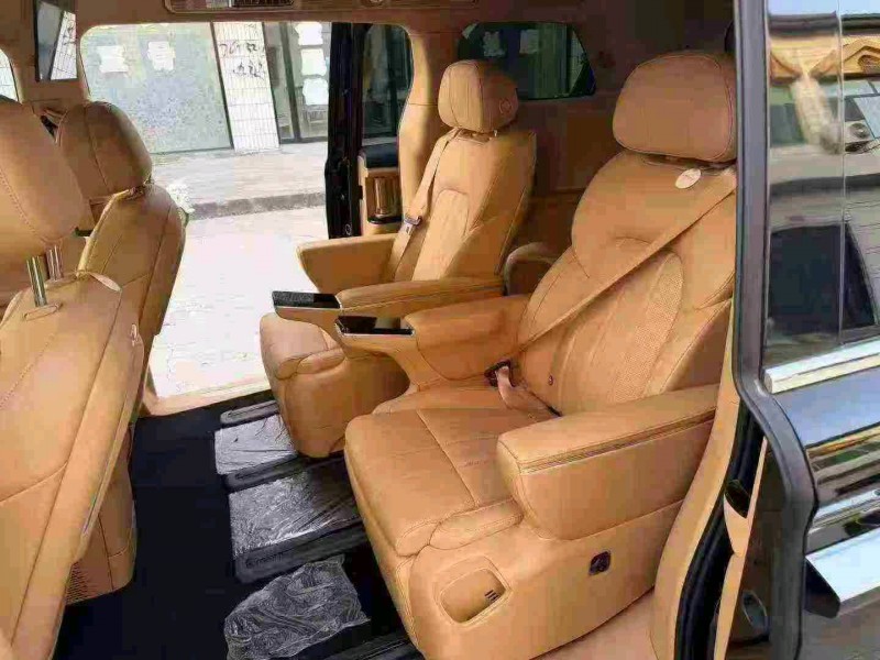 邯郸25年岚图汽车梦想家4