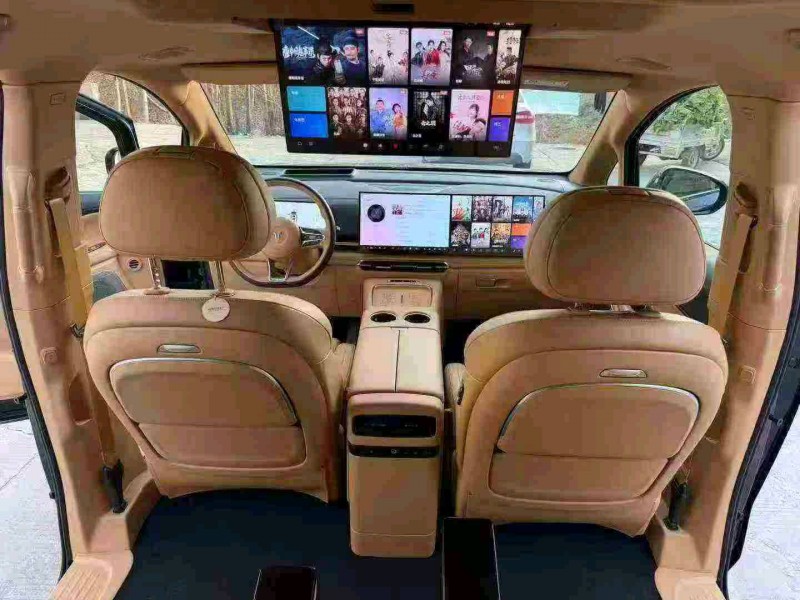 邯郸25年岚图汽车梦想家6